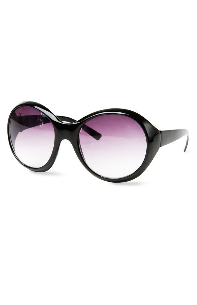 Image for Gusso Black-Rimmed Round Sunglasses from AuroraESite